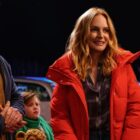 Netflix's New Christmas Rom-Com Hits Streamer's Top 10 (Despite Bad Reviews)